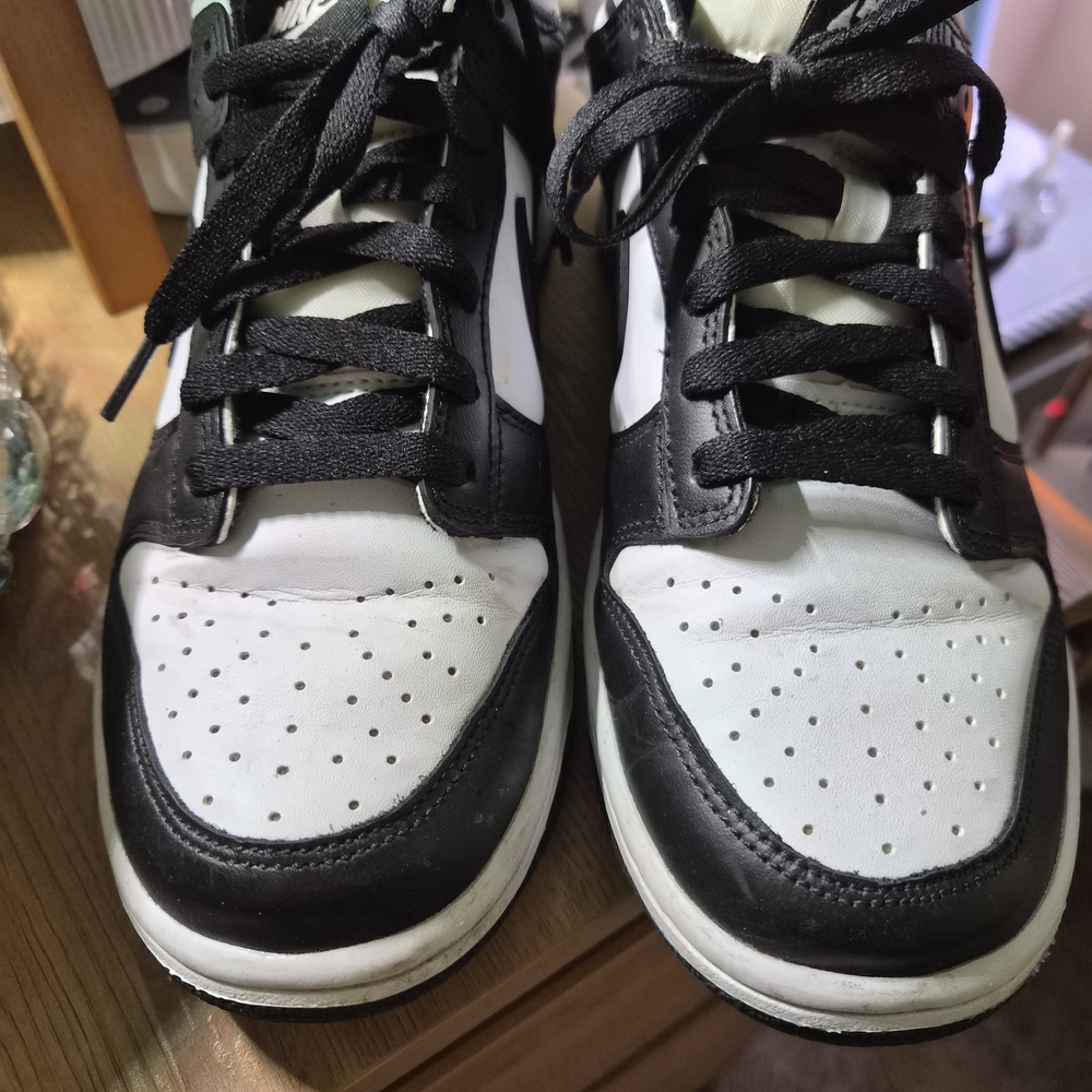 Nike Kids Sneakers Black and White